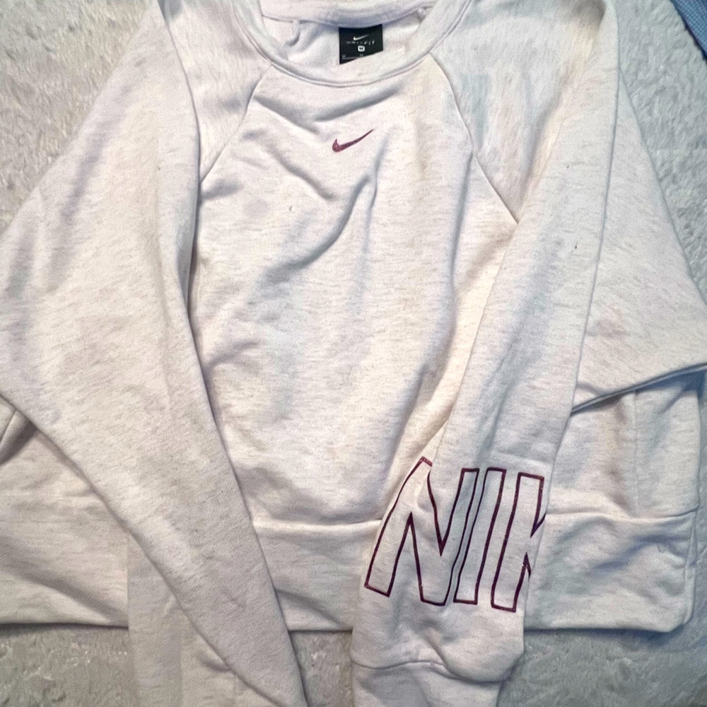 Nike women heather cropped sweater, like new.
